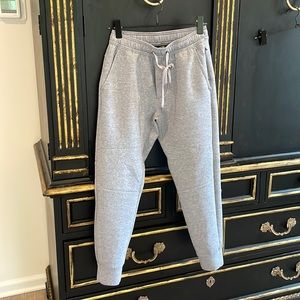 Mens AE grey joggers- small
